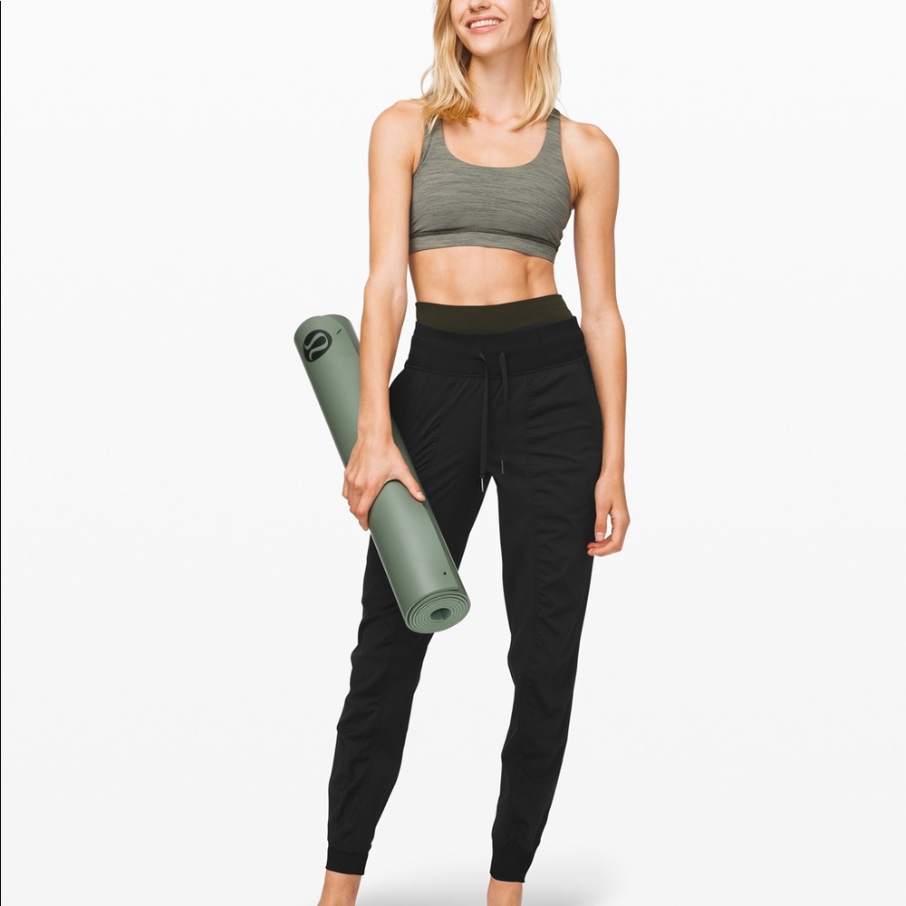 perfect condition lululemon dance studio joggers
